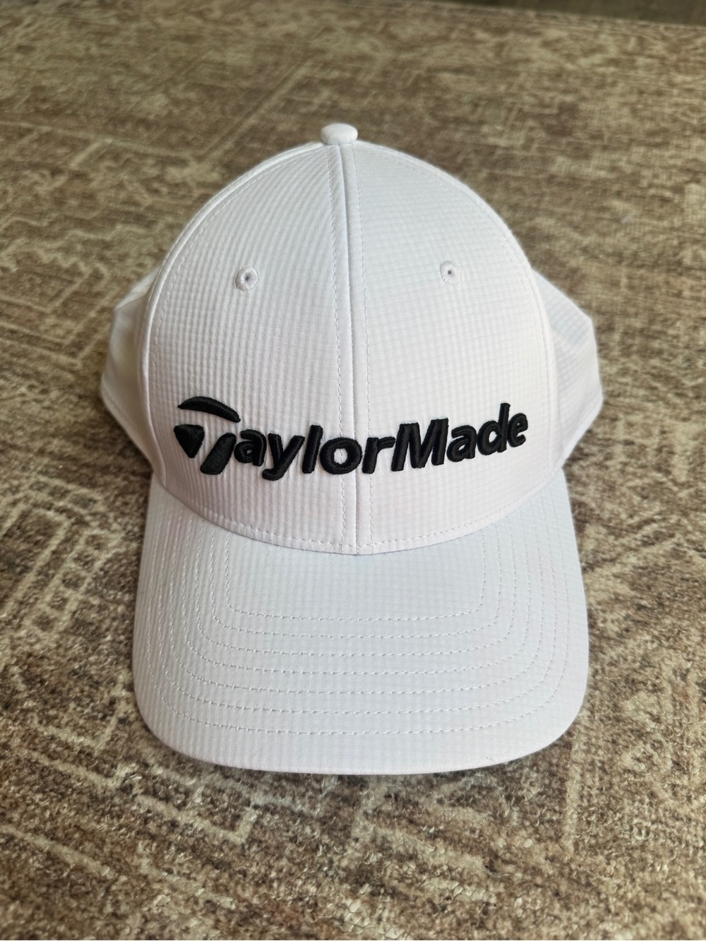 TaylorMade White and Black Interior Golf Cap